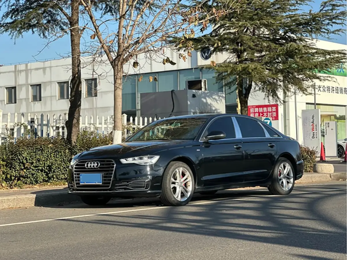 2012 Audi A6L 2.5L 190HP V6 CVT