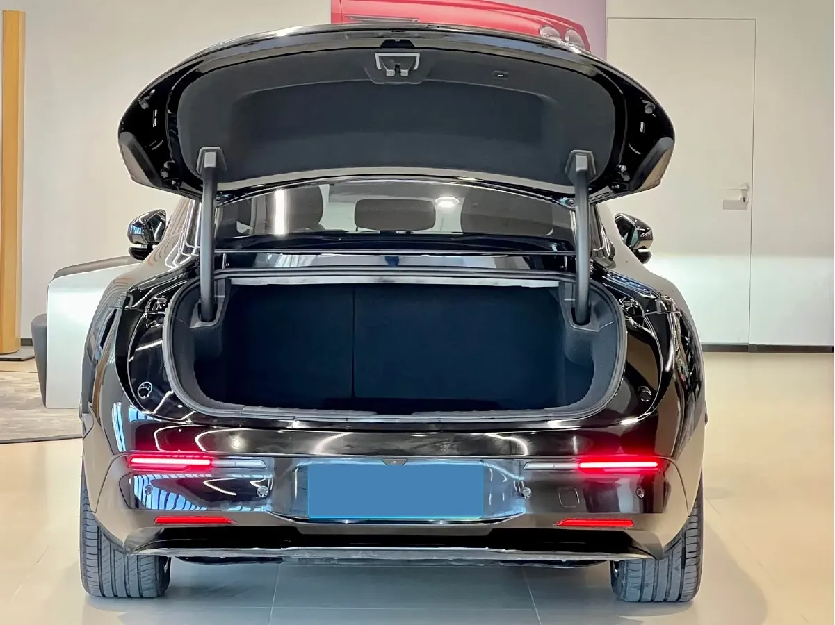 2025 Zeekr 007 BEV 100KWH,autocango,china used car exporter,china ev exporter,chinese used car exporter,chinese used ev exporter