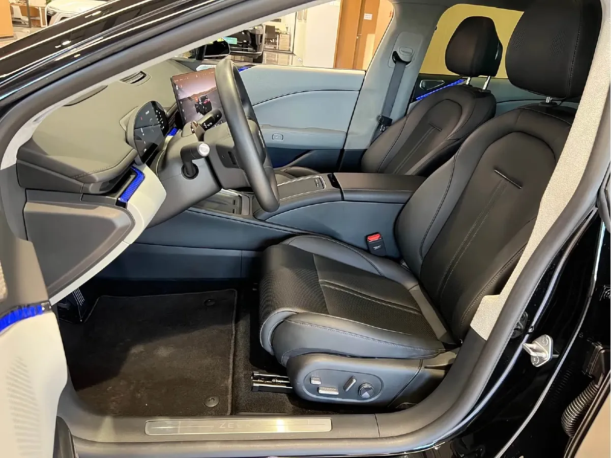 2025 Zeekr 007 BEV 100KWH,autocango,china used car exporter,china ev exporter,chinese used car exporter,chinese used ev exporter