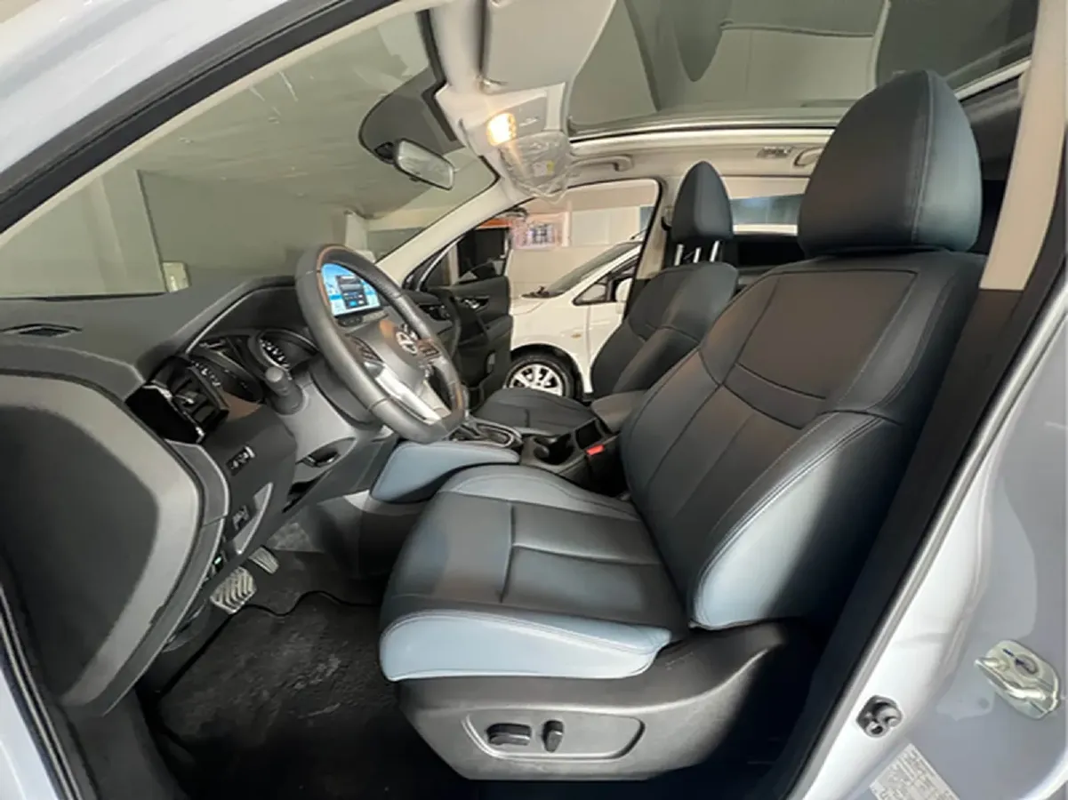 2023 Nissan Qashqai 2.0L 151HP L4 CVT,autocango,china used car exporter,china ev exporter,chinese used car exporter,chinese used ev exporter