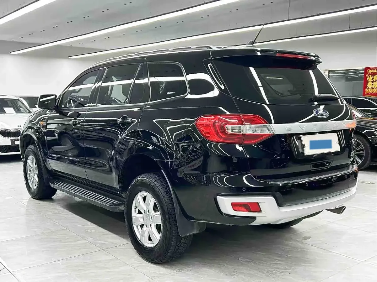 2020 Ford Everest 2.3T 275HP L4 10AT,autocango,china used car exporter,china ev exporter,chinese used car exporter,chinese used ev exporter