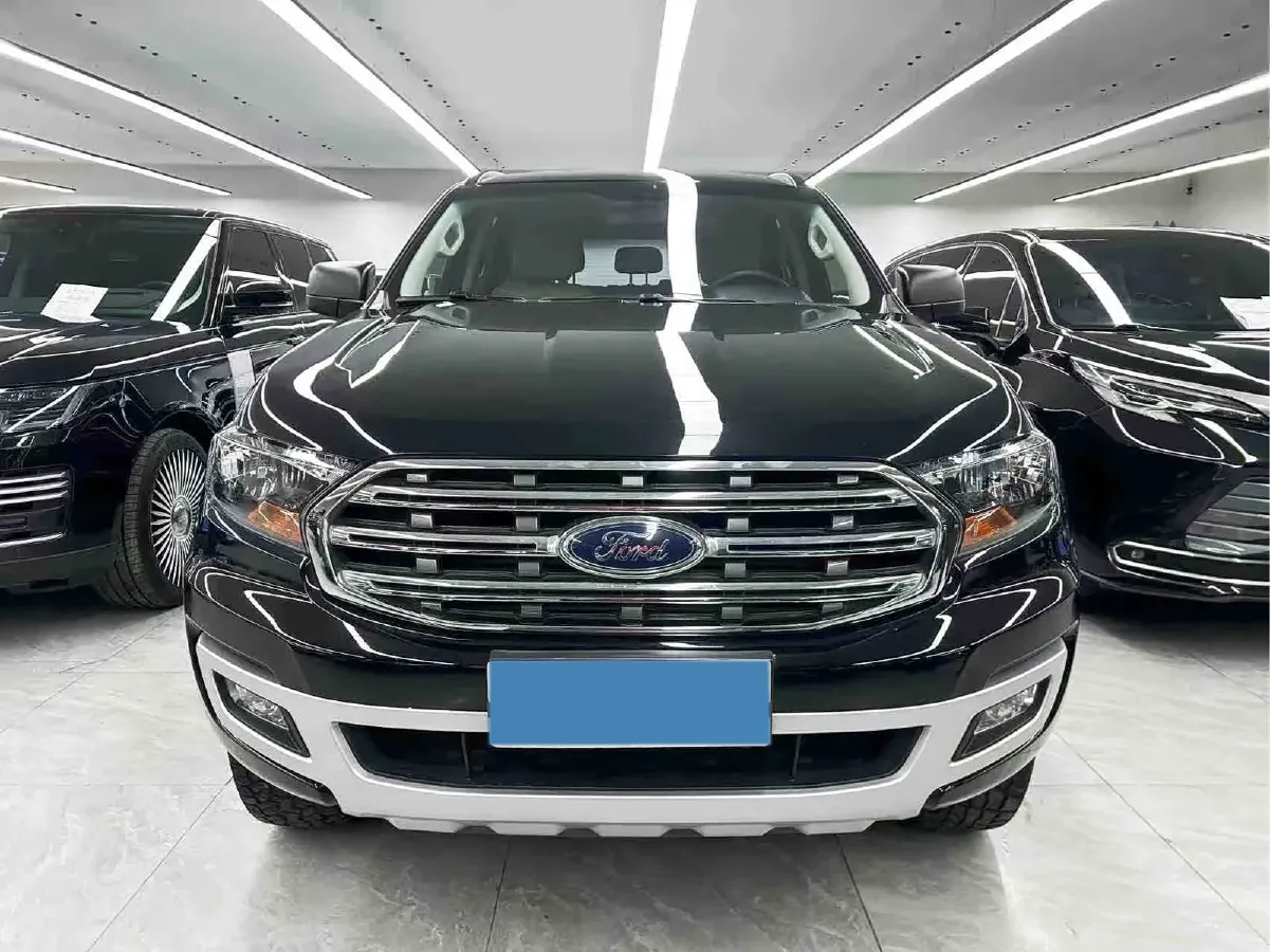 2020 Ford Everest 2.3T 275HP L4 10AT,autocango,china used car exporter,china ev exporter,chinese used car exporter,chinese used ev exporter