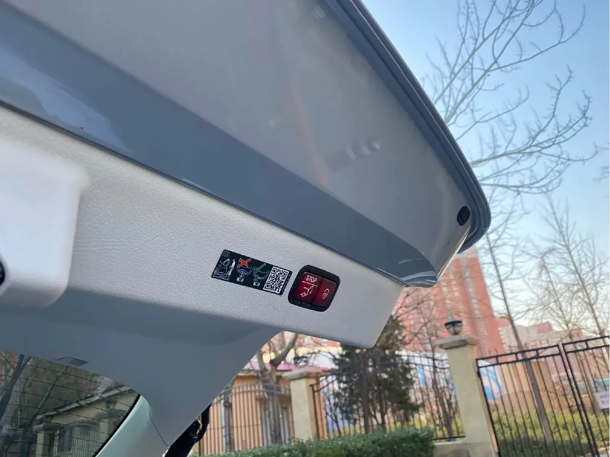 2022 Mercedes-Benz EQS Class BEV 111.8KWH,autocango,china used car exporter,china ev exporter,chinese used car exporter,chinese used ev exporter