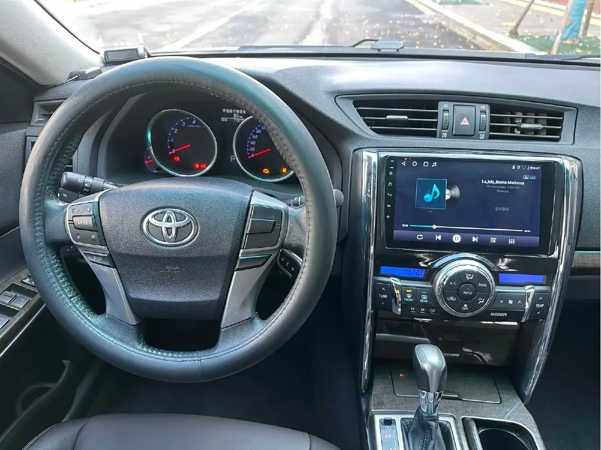 2013 Toyota Reiz 2.5L 193HP V6 6AT,autocango,china used car exporter,china ev exporter,chinese used car exporter,chinese used ev exporter