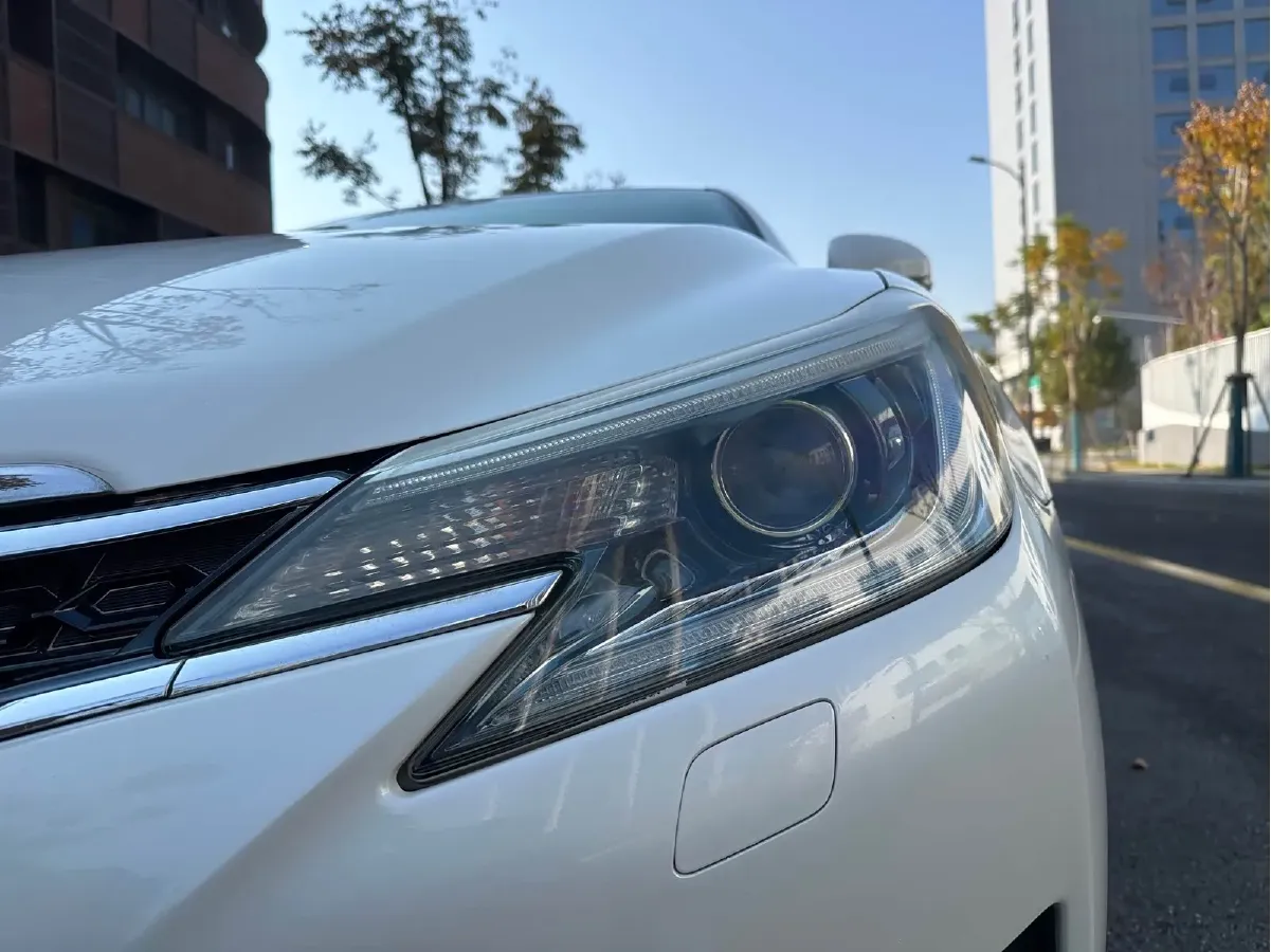 2013 Toyota Reiz 2.5L 193HP V6 6AT,autocango,china used car exporter,china ev exporter,chinese used car exporter,chinese used ev exporter