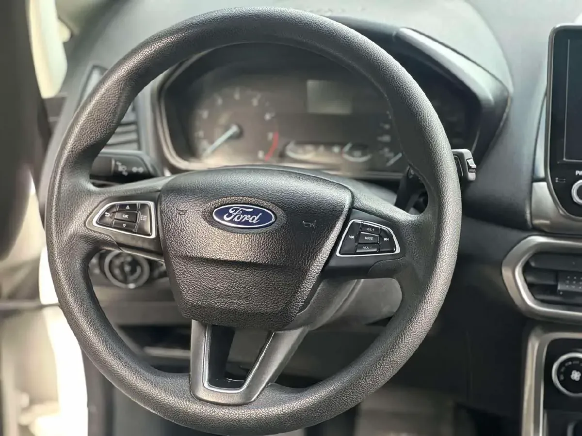 2018 Ford EcoSport 1.5L 120HP L3 6AT,autocango,china used car exporter,china ev exporter,chinese used car exporter,chinese used ev exporter