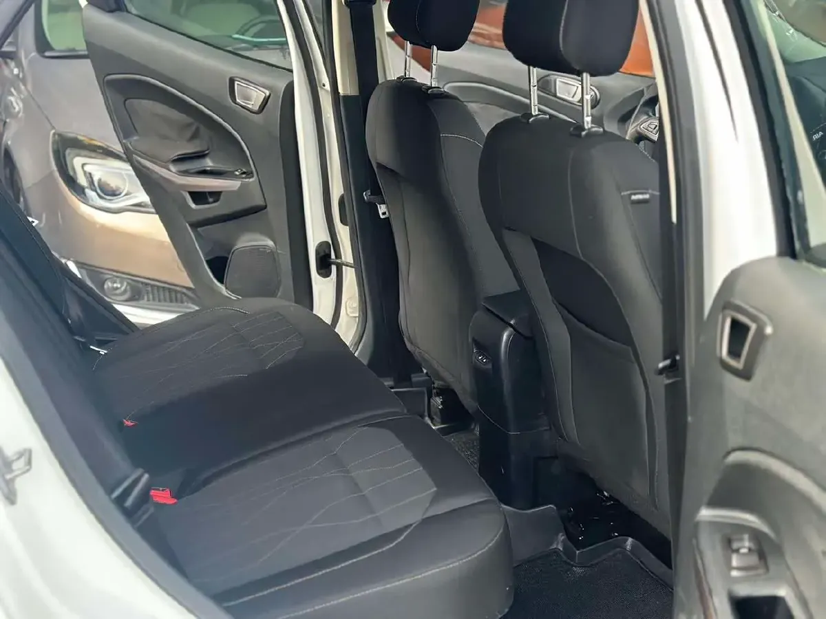 2018 Ford EcoSport 1.5L 120HP L3 6AT,autocango,china used car exporter,china ev exporter,chinese used car exporter,chinese used ev exporter