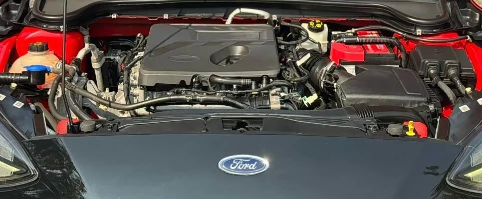 2020 Ford Focus 1.5T 174HP L3 8AT,autocango,china used car exporter,china ev exporter,chinese used car exporter,chinese used ev exporter