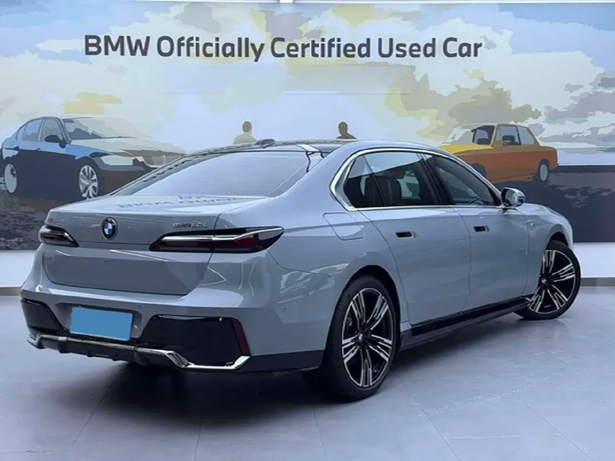 2023 BMW i7 BEV 101.7KWH,autocango,china used car exporter,china ev exporter,chinese used car exporter,chinese used ev exporter