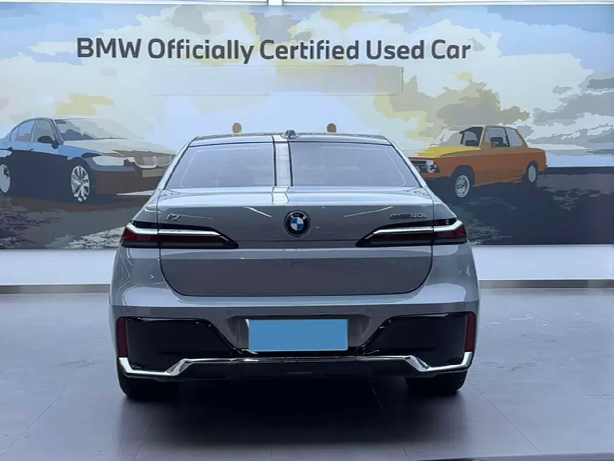 2023 BMW i7 BEV 101.7KWH,autocango,china used car exporter,china ev exporter,chinese used car exporter,chinese used ev exporter