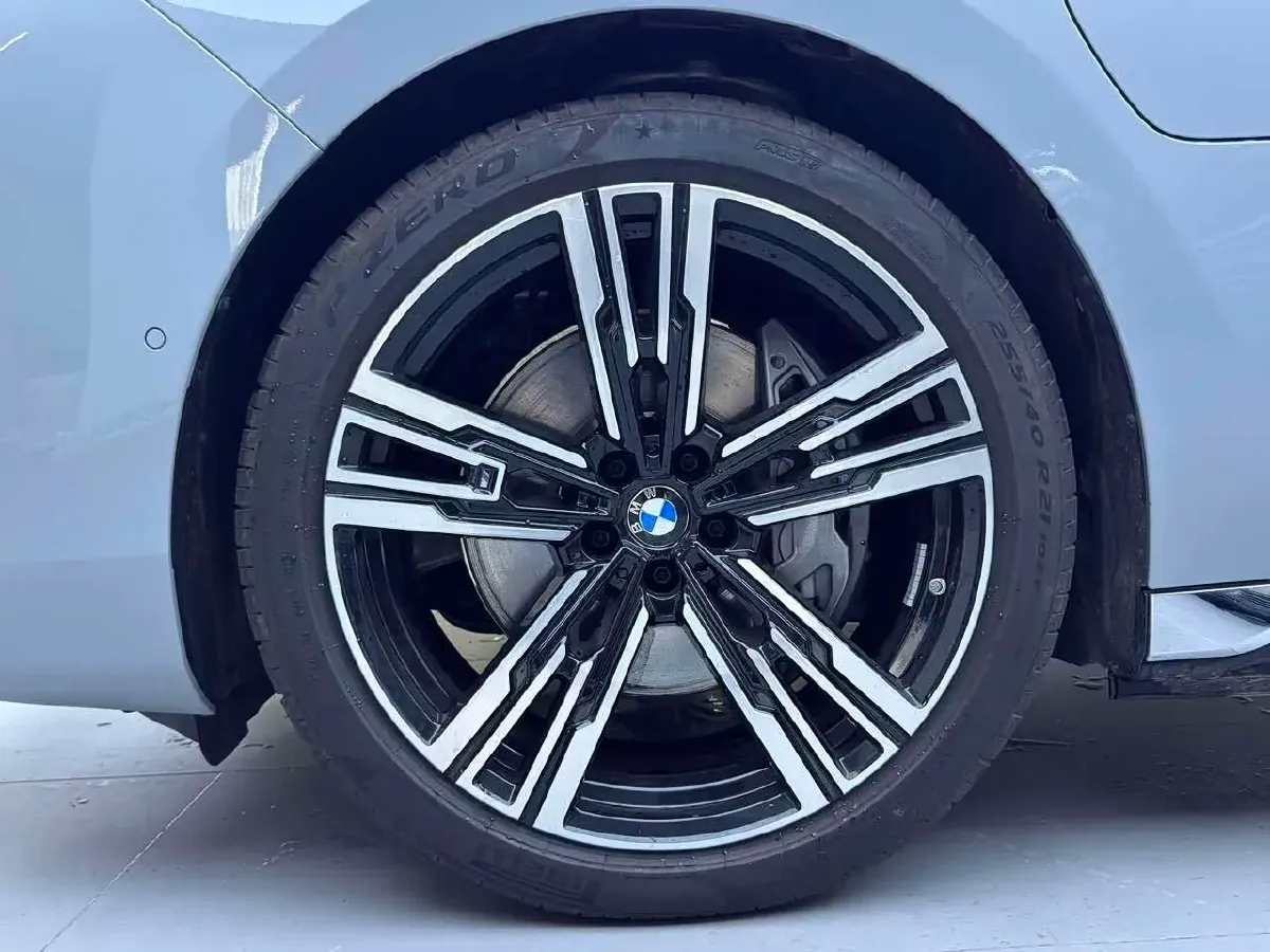 2023 BMW i7 BEV 101.7KWH,autocango,china used car exporter,china ev exporter,chinese used car exporter,chinese used ev exporter