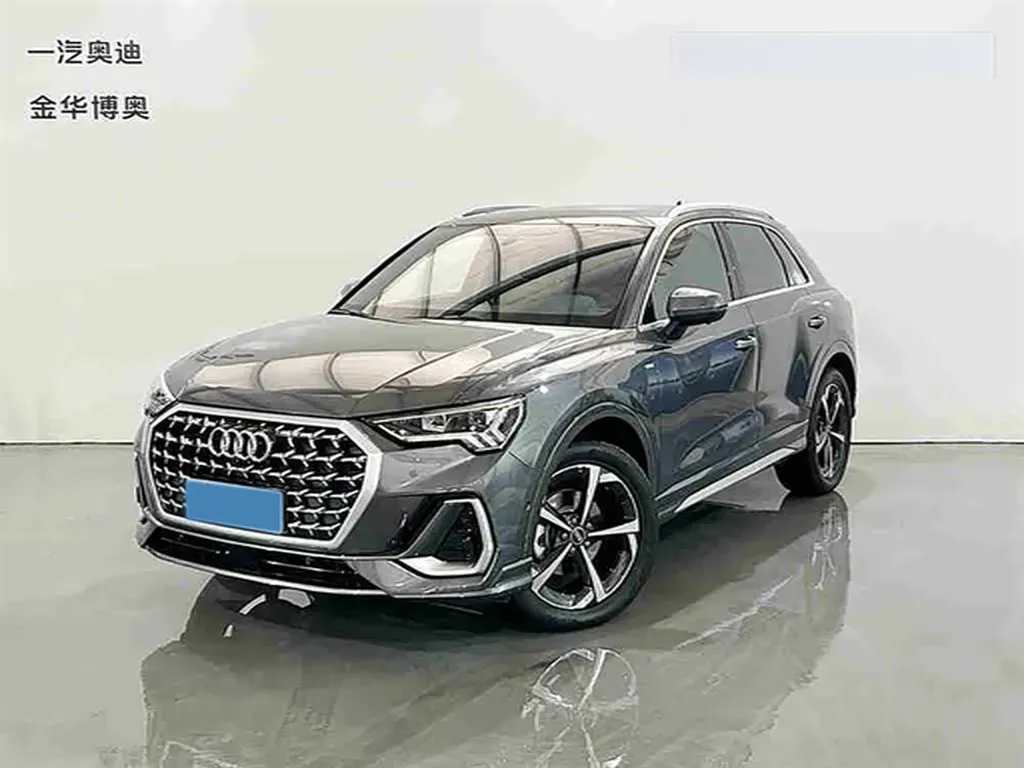 2025 Audi Q3 1.5T 160HP L4 7DCT,autocango,china used car exporter,china ev exporter,chinese used car exporter,chinese used ev exporter