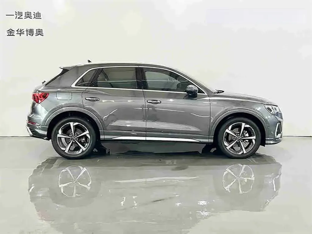 2025 Audi Q3 1.5T 160HP L4 7DCT,autocango,china used car exporter,china ev exporter,chinese used car exporter,chinese used ev exporter
