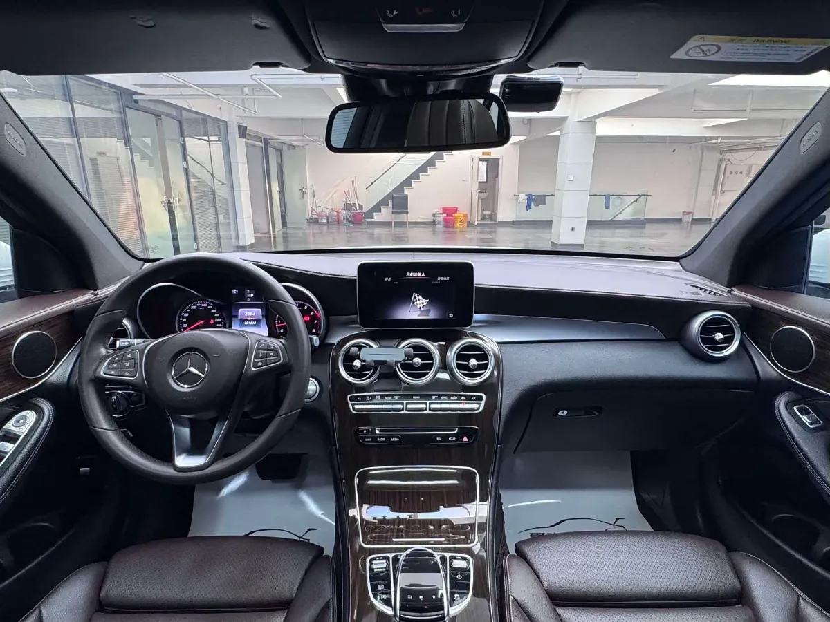 2017 Mercedes-Benz GLC Class 2.0T 211HP L4 9AT,autocango,china used car exporter,china ev exporter,chinese used car exporter,chinese used ev exporter