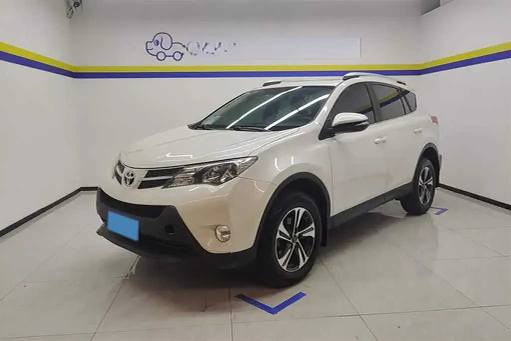 2015 Toyota RAV4 2.0L 147HP L4 CVT