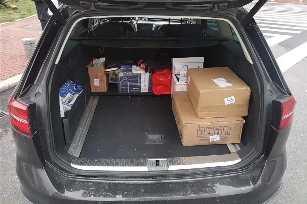 2017 Volkswagen Alltrack 2.0T 220HP L4 7DCT,autocango,china used car exporter,china ev exporter,chinese used car exporter,chinese used ev exporter