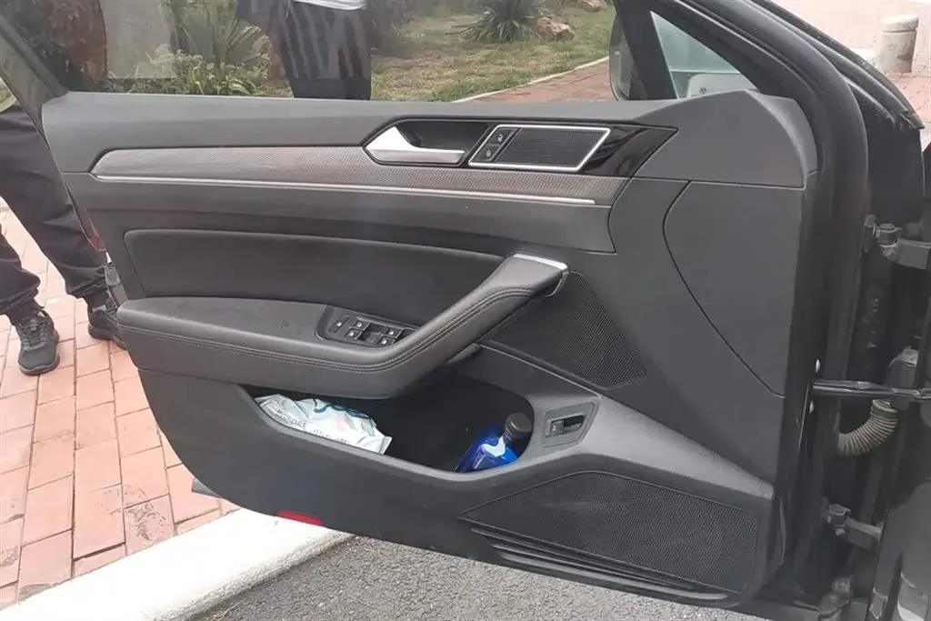 2017 Volkswagen Alltrack 2.0T 220HP L4 7DCT,autocango,china used car exporter,china ev exporter,chinese used car exporter,chinese used ev exporter