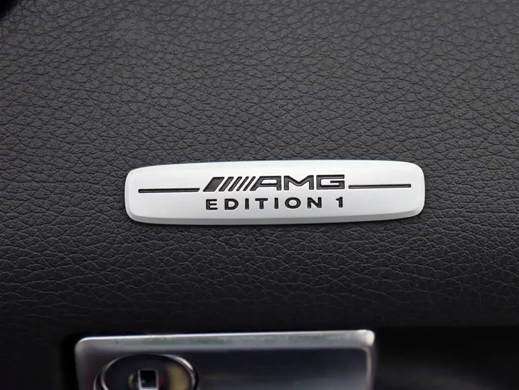 2011 Mercedes-Benz SLK Class 1.8T 184HP L4 7AT,autocango,china used car exporter,china ev exporter,chinese used car exporter,chinese used ev exporter