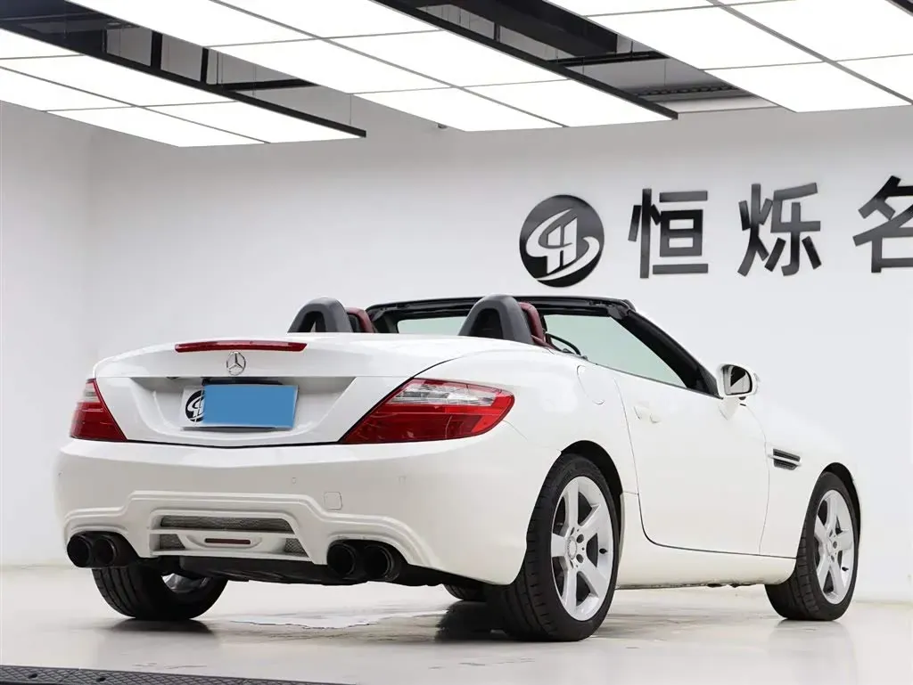 2011 Mercedes-Benz SLK Class 1.8T 184HP L4 7AT,autocango,china used car exporter,china ev exporter,chinese used car exporter,chinese used ev exporter