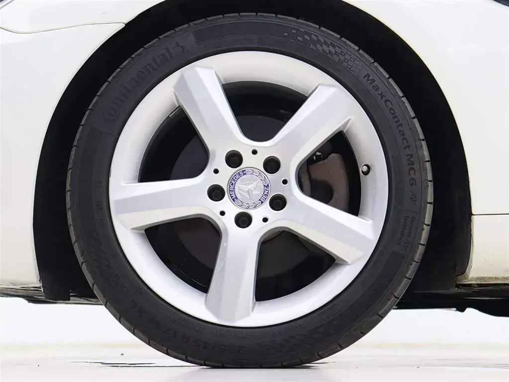 2011 Mercedes-Benz SLK Class 1.8T 184HP L4 7AT,autocango,china used car exporter,china ev exporter,chinese used car exporter,chinese used ev exporter