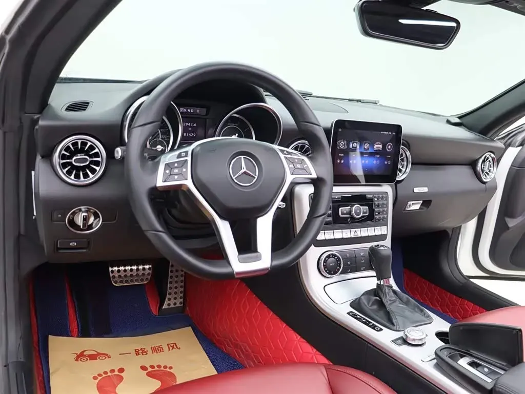 2011 Mercedes-Benz SLK Class 1.8T 184HP L4 7AT,autocango,china used car exporter,china ev exporter,chinese used car exporter,chinese used ev exporter