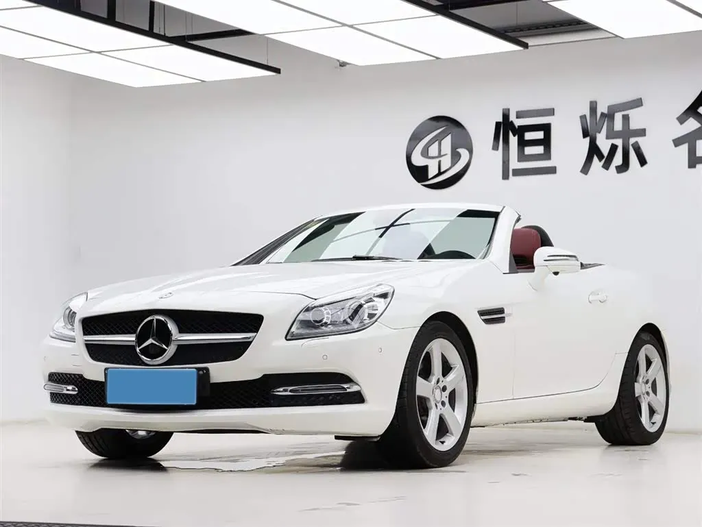 2011 Mercedes-Benz SLK Class 1.8T 184HP L4 7AT,autocango,china used car exporter,china ev exporter,chinese used car exporter,chinese used ev exporter