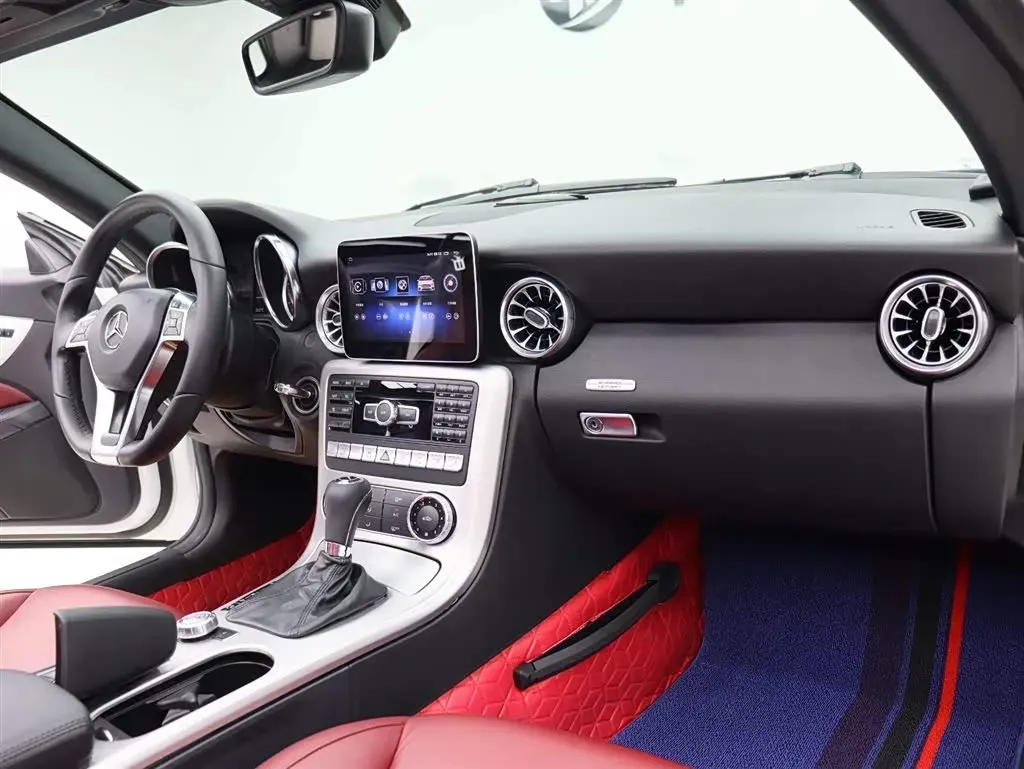 2011 Mercedes-Benz SLK Class 1.8T 184HP L4 7AT,autocango,china used car exporter,china ev exporter,chinese used car exporter,chinese used ev exporter