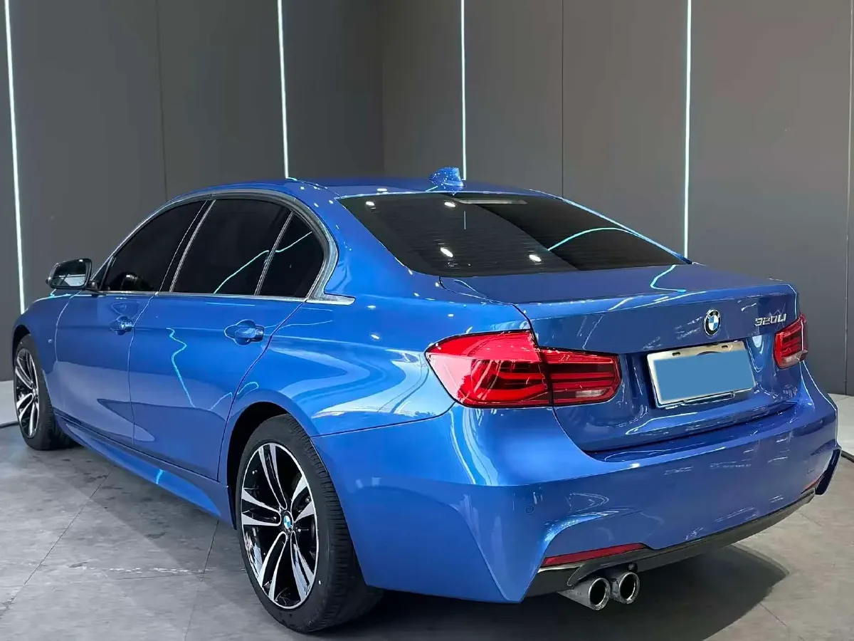 2019 BMW 3 Series 2.0T 184HP L4 8AT,autocango,china used car exporter,china ev exporter,chinese used car exporter,chinese used ev exporter
