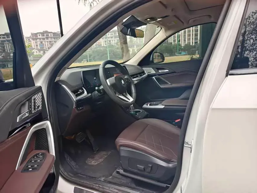 2023 BMW X1 2.0T 204HP L4 7DCT,autocango,china used car exporter,china ev exporter,chinese used car exporter,chinese used ev exporter