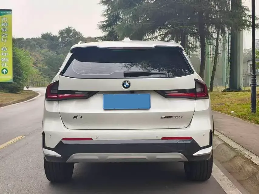 2023 BMW X1 2.0T 204HP L4 7DCT,autocango,china used car exporter,china ev exporter,chinese used car exporter,chinese used ev exporter