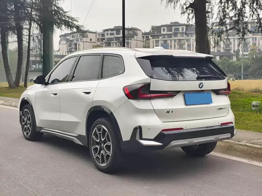 2023 BMW X1 2.0T 204HP L4 7DCT,autocango,china used car exporter,china ev exporter,chinese used car exporter,chinese used ev exporter