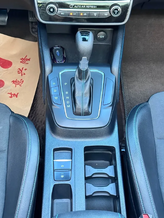 2022 Ford Focus 1.5T 177HP L4 6AT,autocango,china used car exporter,china ev exporter,chinese used car exporter,chinese used ev exporter