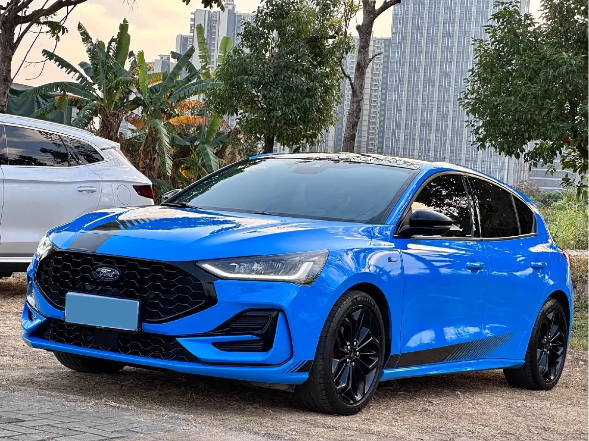 2022 Ford Focus 1.5T 177HP L4 6AT