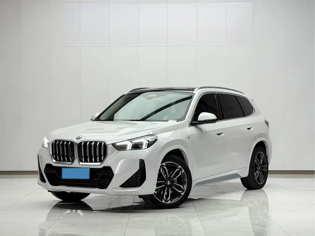 2023 BMW X1 2.0T 204HP L4 7DCT