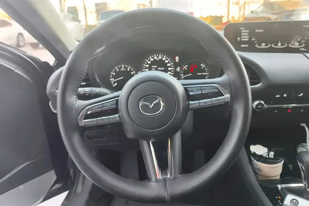 2023 Mazda 3 Axela 2.0L 158HP L4 6AT,autocango,china used car exporter,china ev exporter,chinese used car exporter,chinese used ev exporter