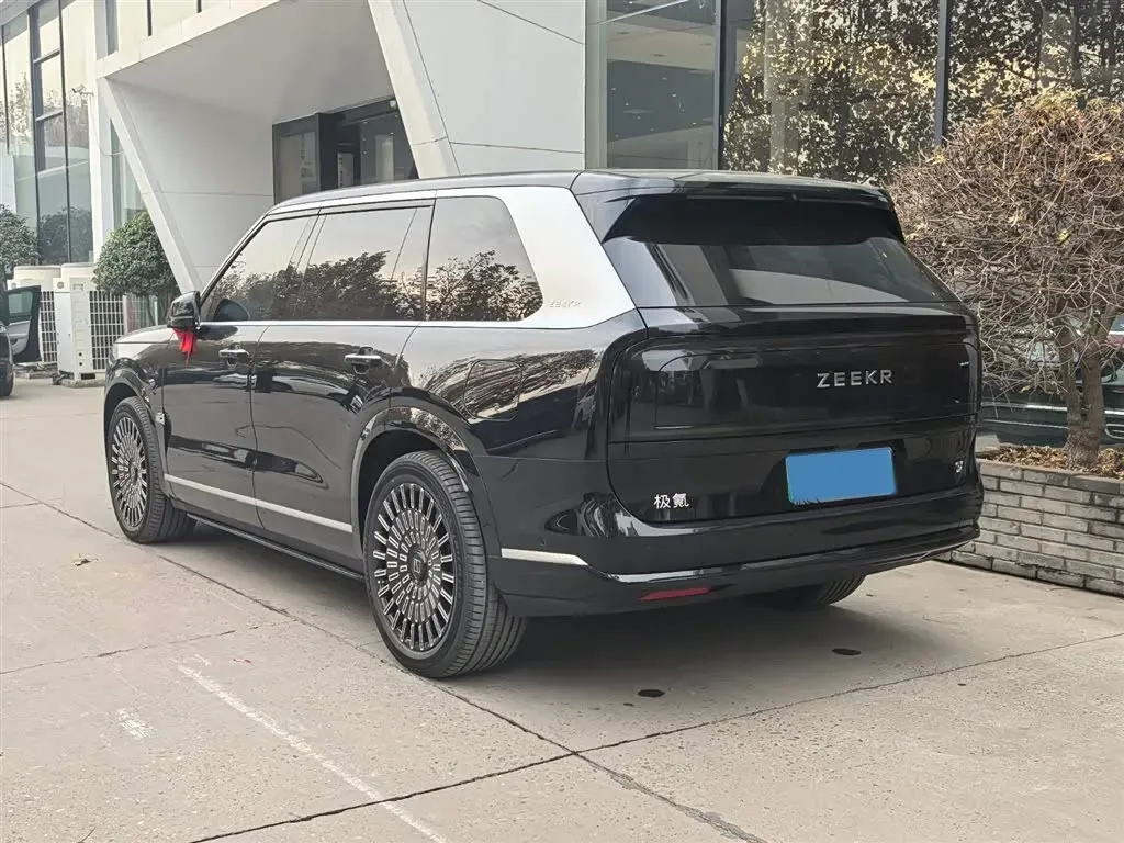 2025 Zeekr 9X 2.0T 279HP L4 1DHT PHEV,autocango,china used car exporter,china ev exporter,chinese used car exporter,chinese used ev exporter