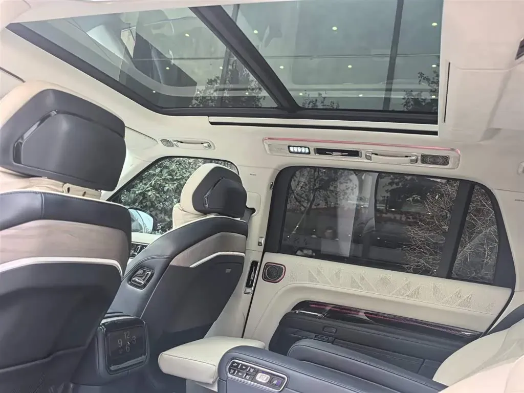 2025 Zeekr 9X 2.0T 279HP L4 1DHT PHEV,autocango,china used car exporter,china ev exporter,chinese used car exporter,chinese used ev exporter