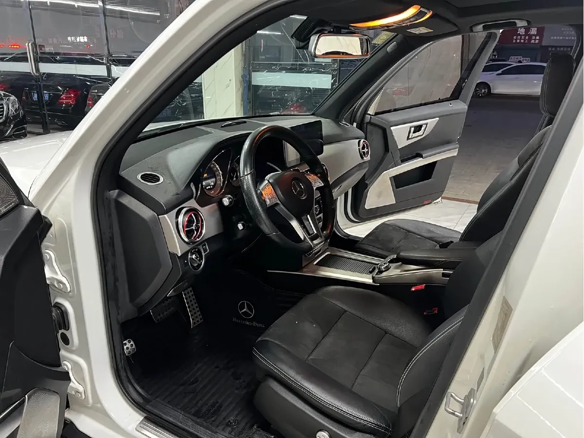 2014 Mercedes-Benz GLK Class 2.0T 184HP L4 7AT,autocango,china used car exporter,china ev exporter,chinese used car exporter,chinese used ev exporter