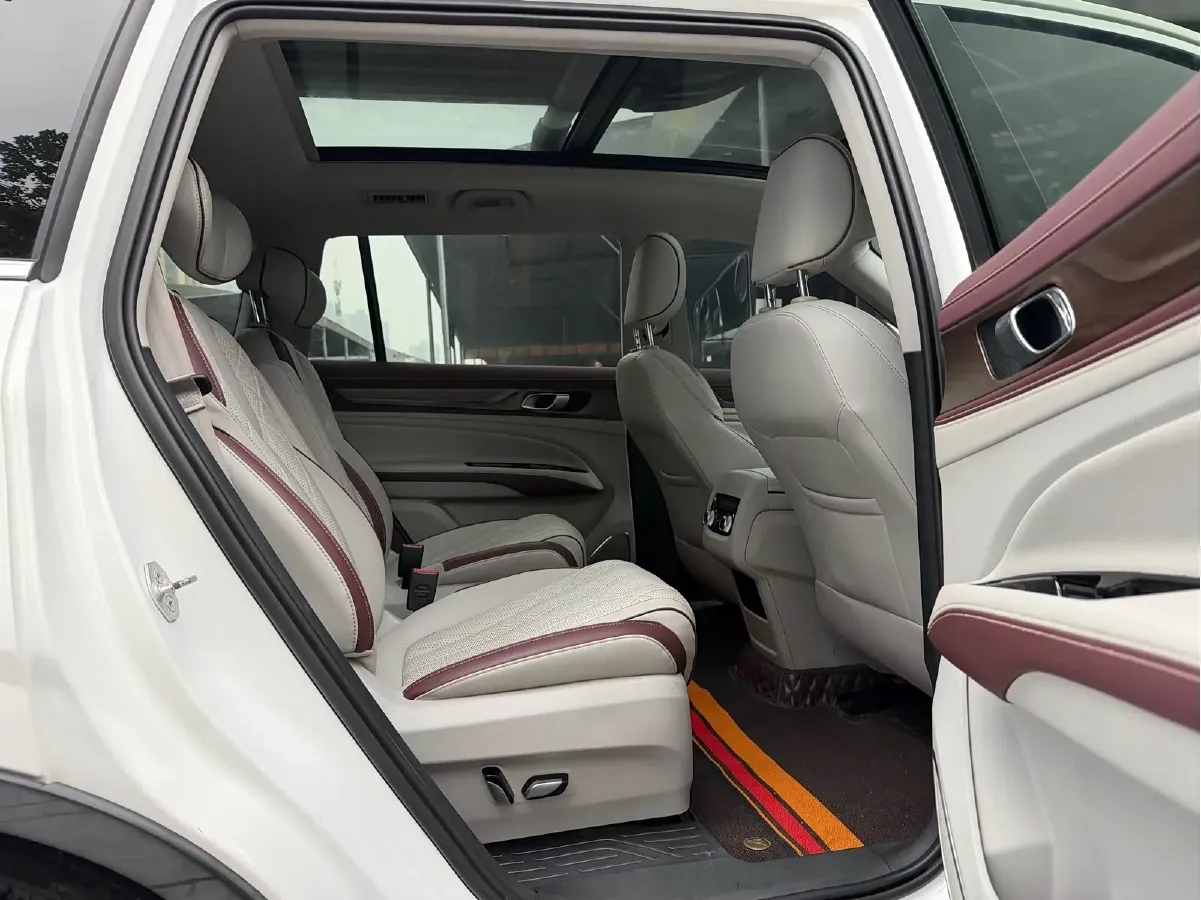 2021 Ford Equator 2.0T 224HP L4 6DCT,autocango,china used car exporter,china ev exporter,chinese used car exporter,chinese used ev exporter