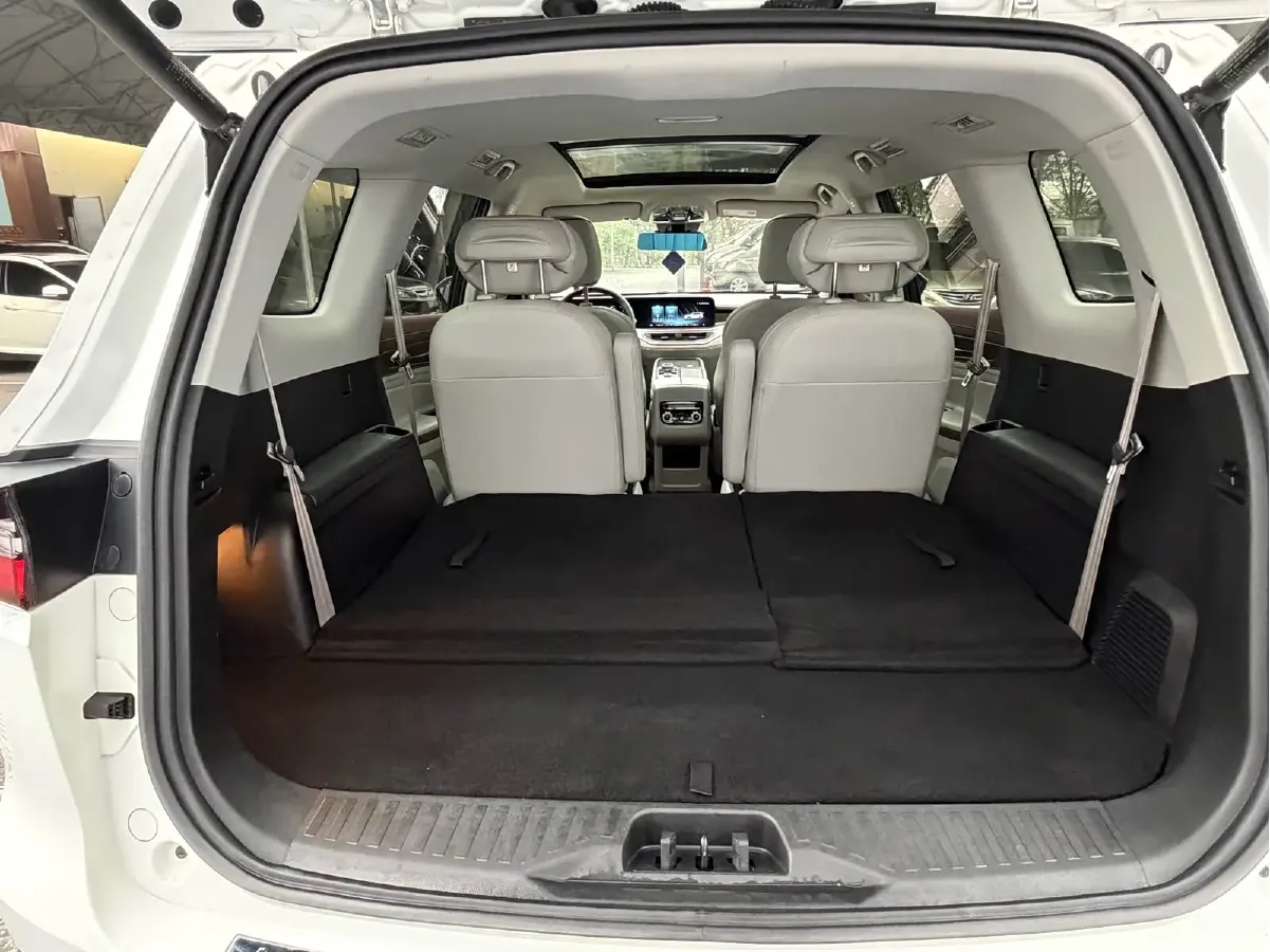 2021 Ford Equator 2.0T 224HP L4 6DCT,autocango,china used car exporter,china ev exporter,chinese used car exporter,chinese used ev exporter