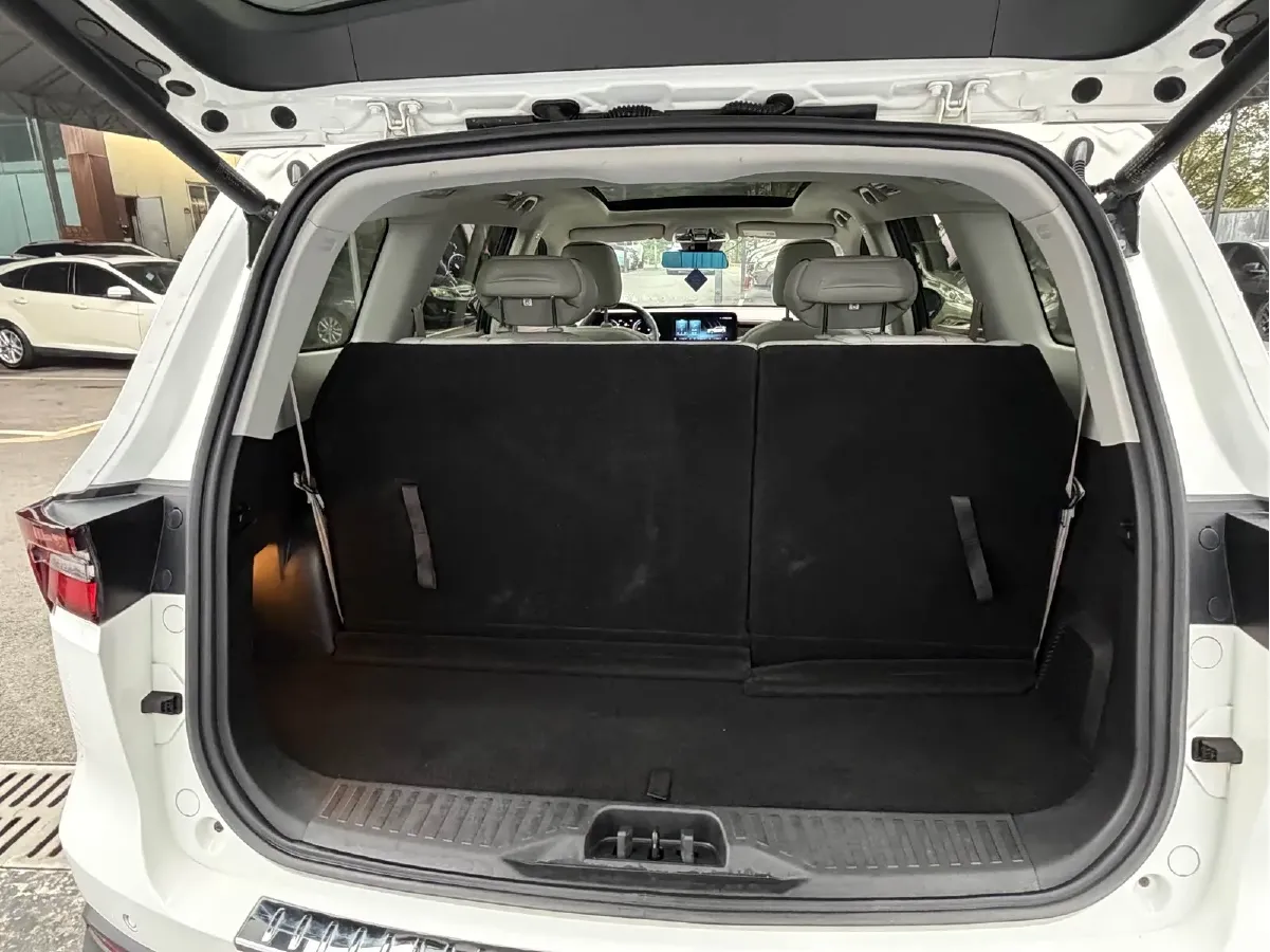 2021 Ford Equator 2.0T 224HP L4 6DCT,autocango,china used car exporter,china ev exporter,chinese used car exporter,chinese used ev exporter