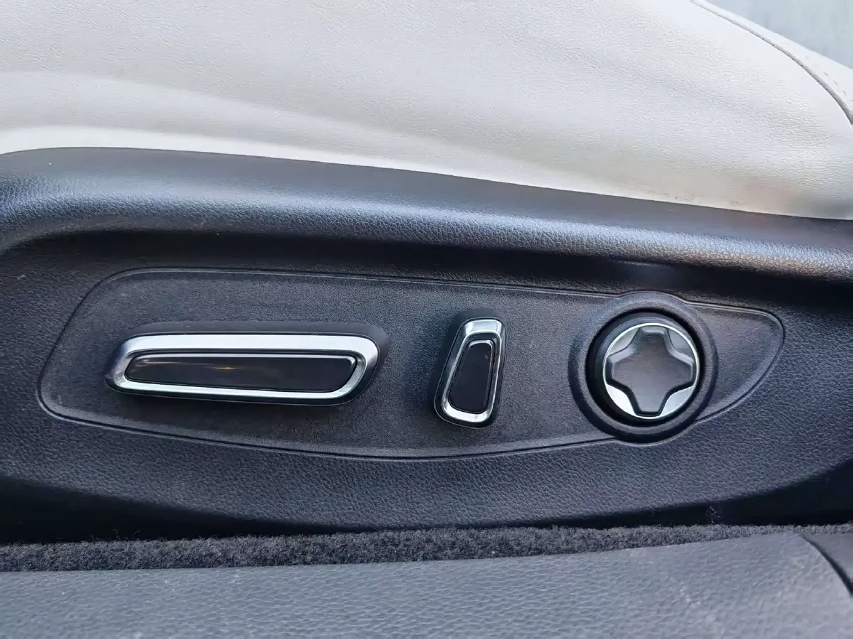 2023 Honda Inspire 2.0L 148HP L4 E-CVT PHEV,autocango,china used car exporter,china ev exporter,chinese used car exporter,chinese used ev exporter