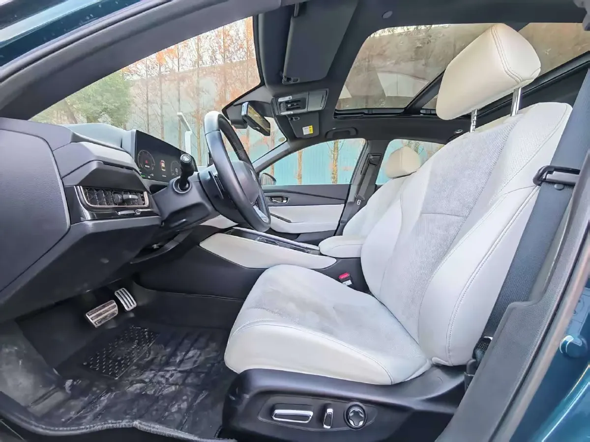 2023 Honda Inspire 2.0L 148HP L4 E-CVT PHEV,autocango,china used car exporter,china ev exporter,chinese used car exporter,chinese used ev exporter