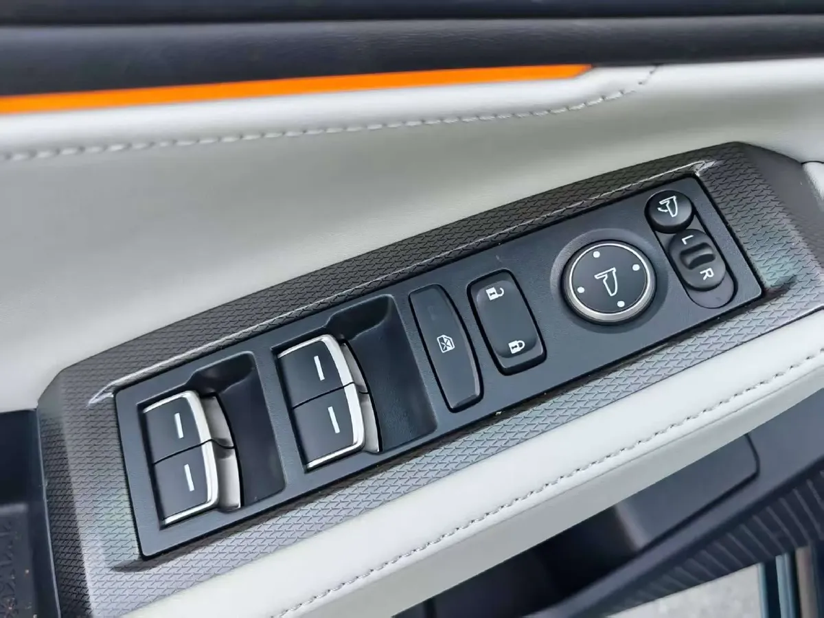 2023 Honda Inspire 2.0L 148HP L4 E-CVT PHEV,autocango,china used car exporter,china ev exporter,chinese used car exporter,chinese used ev exporter