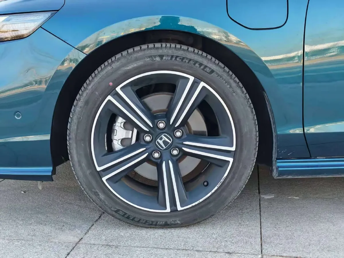 2023 Honda Inspire 2.0L 148HP L4 E-CVT PHEV,autocango,china used car exporter,china ev exporter,chinese used car exporter,chinese used ev exporter