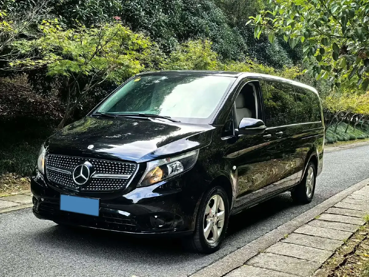 2018 Mercedes-Benz Vito 2.0T 211HP L4 7AT