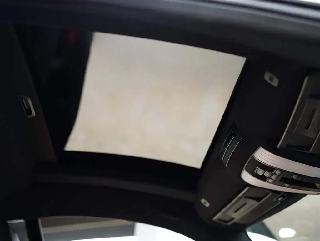 2015 Mercedes-Benz AMG GT 4.0T 510HP V8 7DCT,autocango,china used car exporter,china ev exporter,chinese used car exporter,chinese used ev exporter