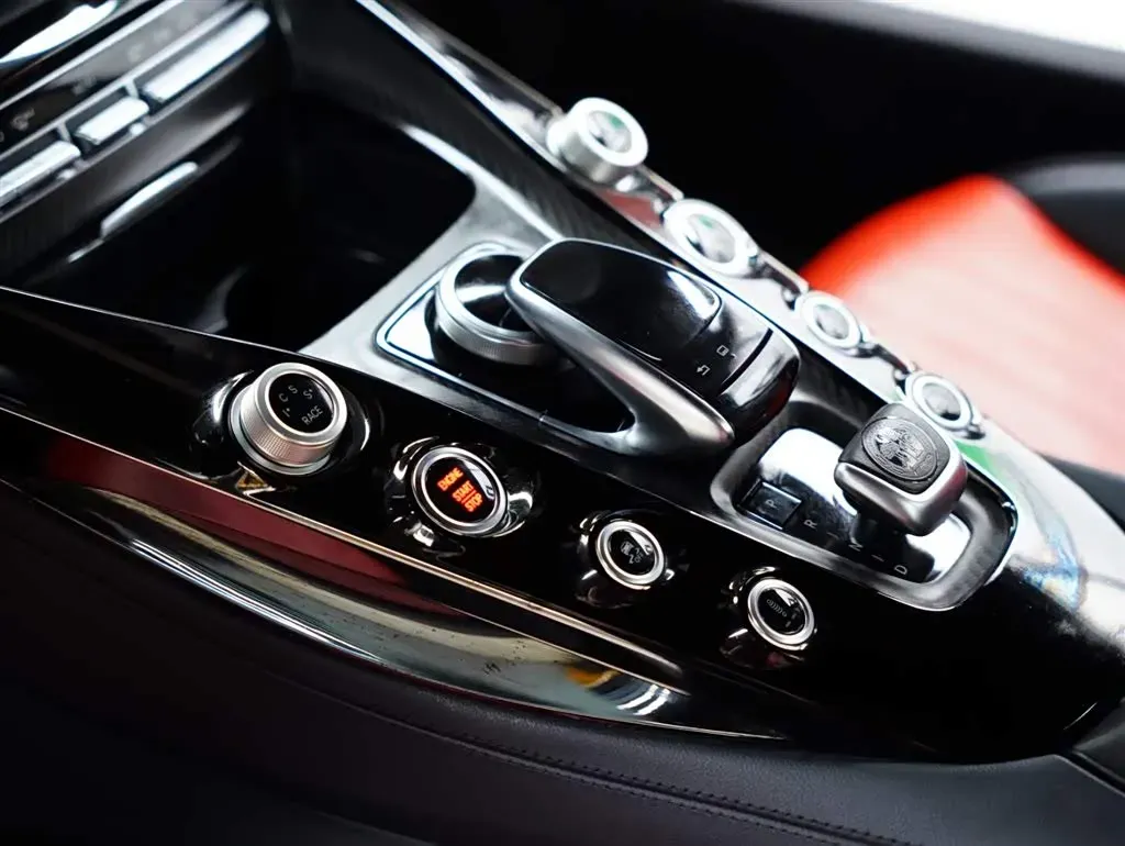 2015 Mercedes-Benz AMG GT 4.0T 510HP V8 7DCT,autocango,china used car exporter,china ev exporter,chinese used car exporter,chinese used ev exporter