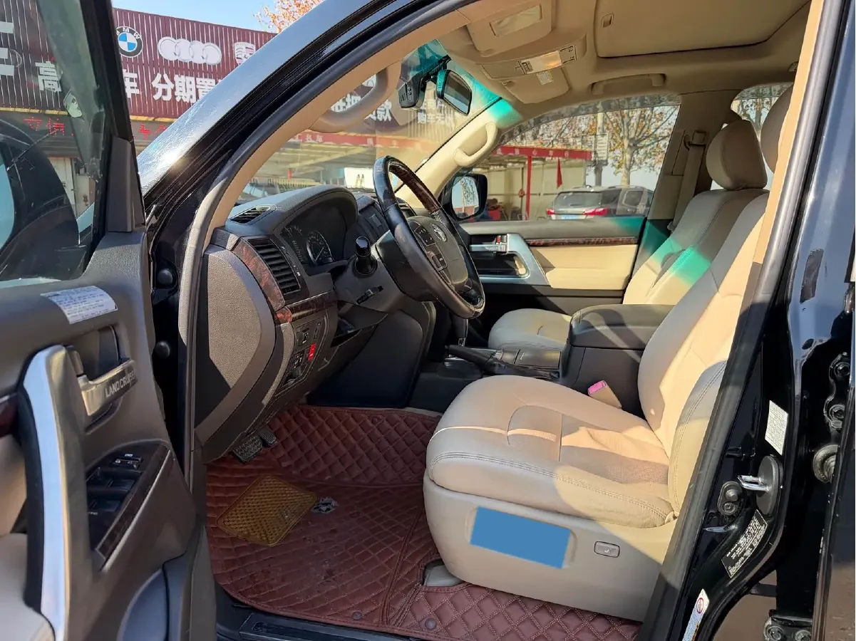 2012 Toyota Land Cruiser 4.0L 275HP V6 5AT,autocango,china used car exporter,china ev exporter,chinese used car exporter,chinese used ev exporter