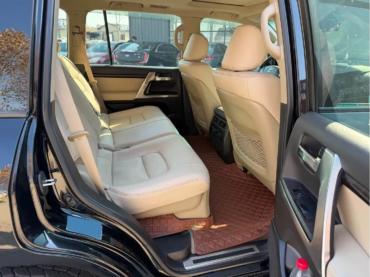 2012 Toyota Land Cruiser 4.0L 275HP V6 5AT,autocango,china used car exporter,china ev exporter,chinese used car exporter,chinese used ev exporter